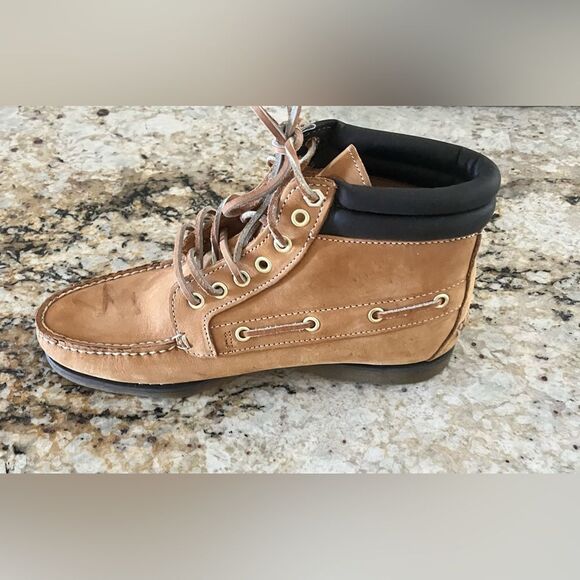 Timberland Authentic mid-high boots in wheat nubuck leather. main image 7